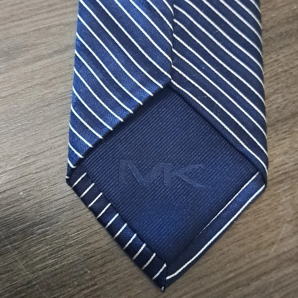 Michael Kors Striped Blue Silk Tie - Picture 3 of 6